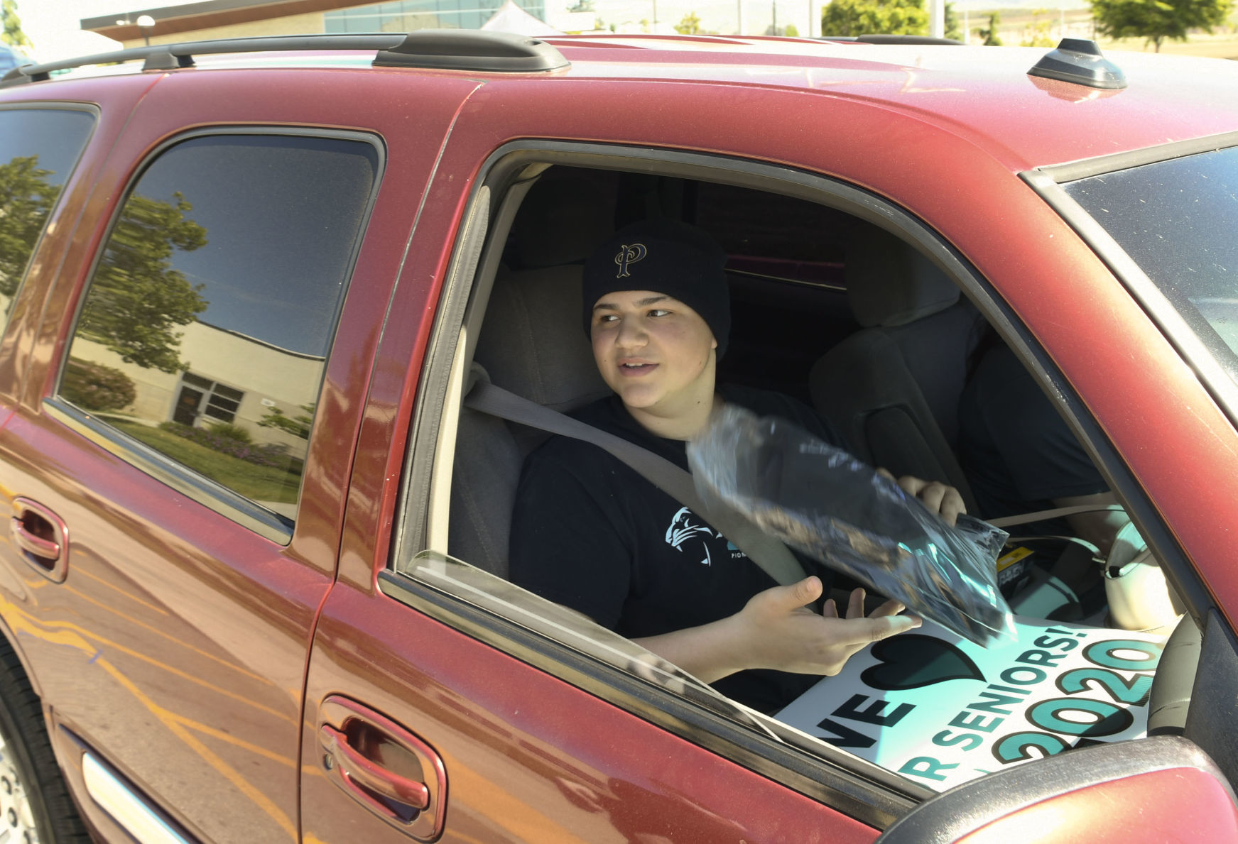 042820 PV gown drive through 07.jpg